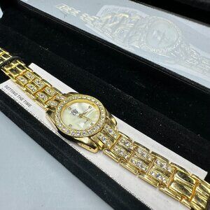 Elizabeth Taylor Watch Women Gold Tone Rhinestone Accents New Battery 7.25 Inch